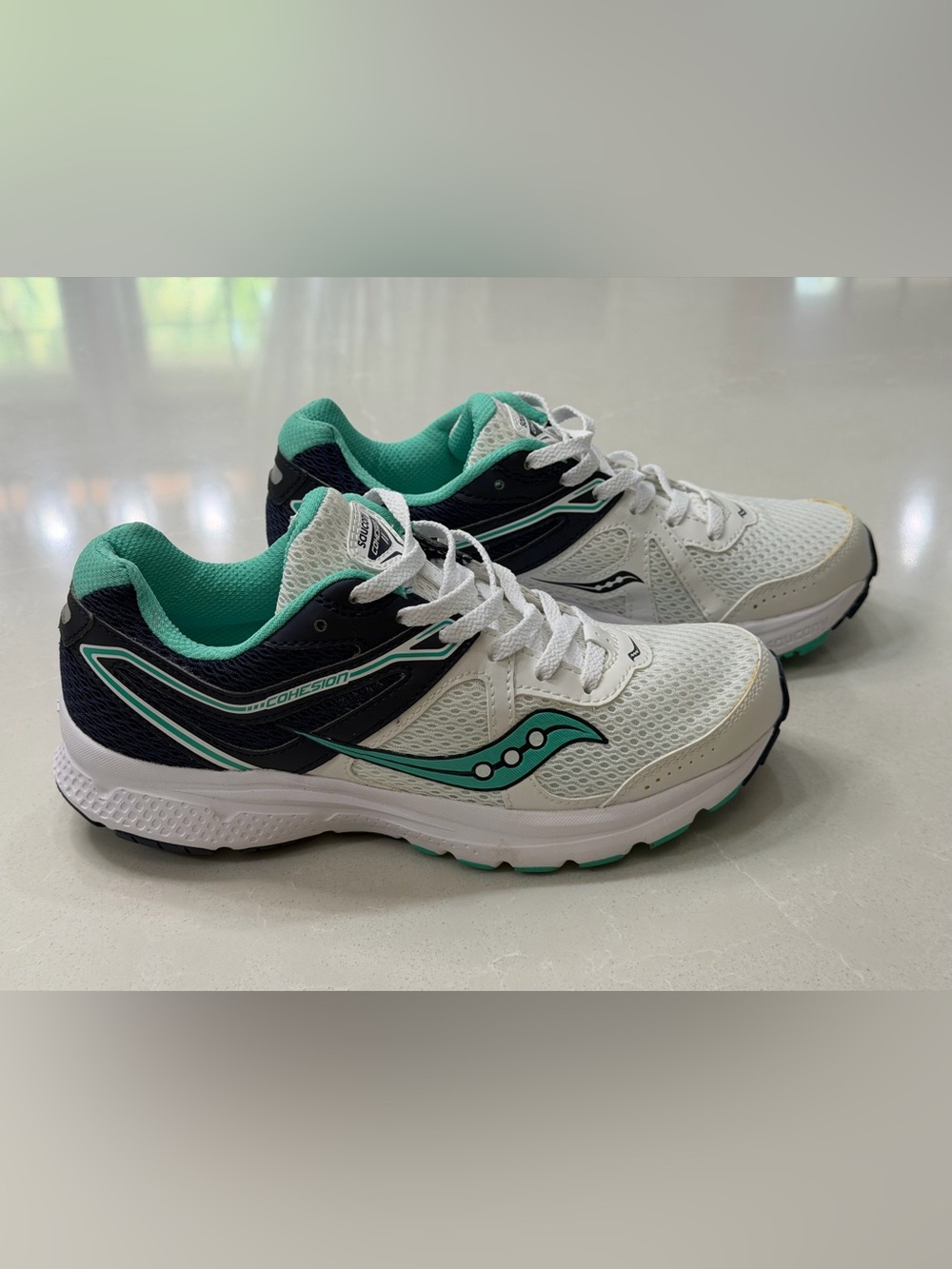 Saucony Cohesion 11 Women Running Shoes Sneaker White Navy Teal Sz 7